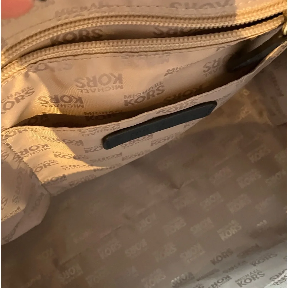 Michael Kors Handbag - Picture 7 of 12
